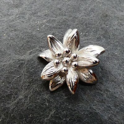 Pendentif édelweiss en argent massif