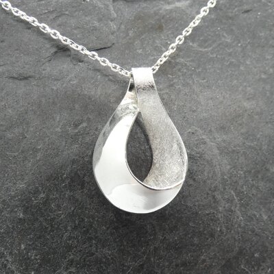 Pendentif fantaisie en argent massif